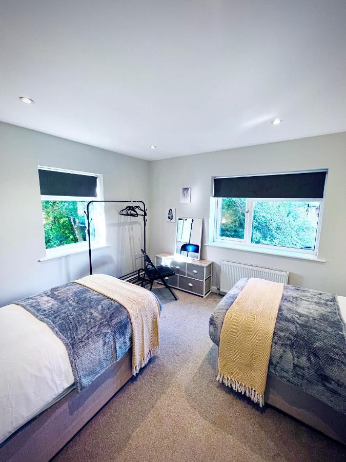 Absolutely Beautiful Hemel Hempstead 2-Bedroom For 1-5 Guests - Contractors Welcome 外观 照片